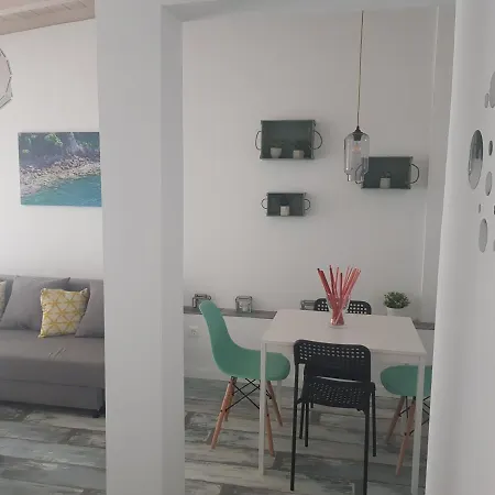Apt 6 - Apartamento En La Playa De El Palo Malaga Exterior photo